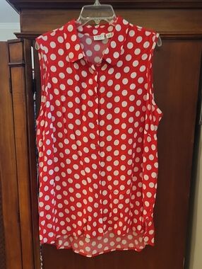 Cato | Red and White Polka Dot Sleeveless Button-Front Top Women's Size 18/20W